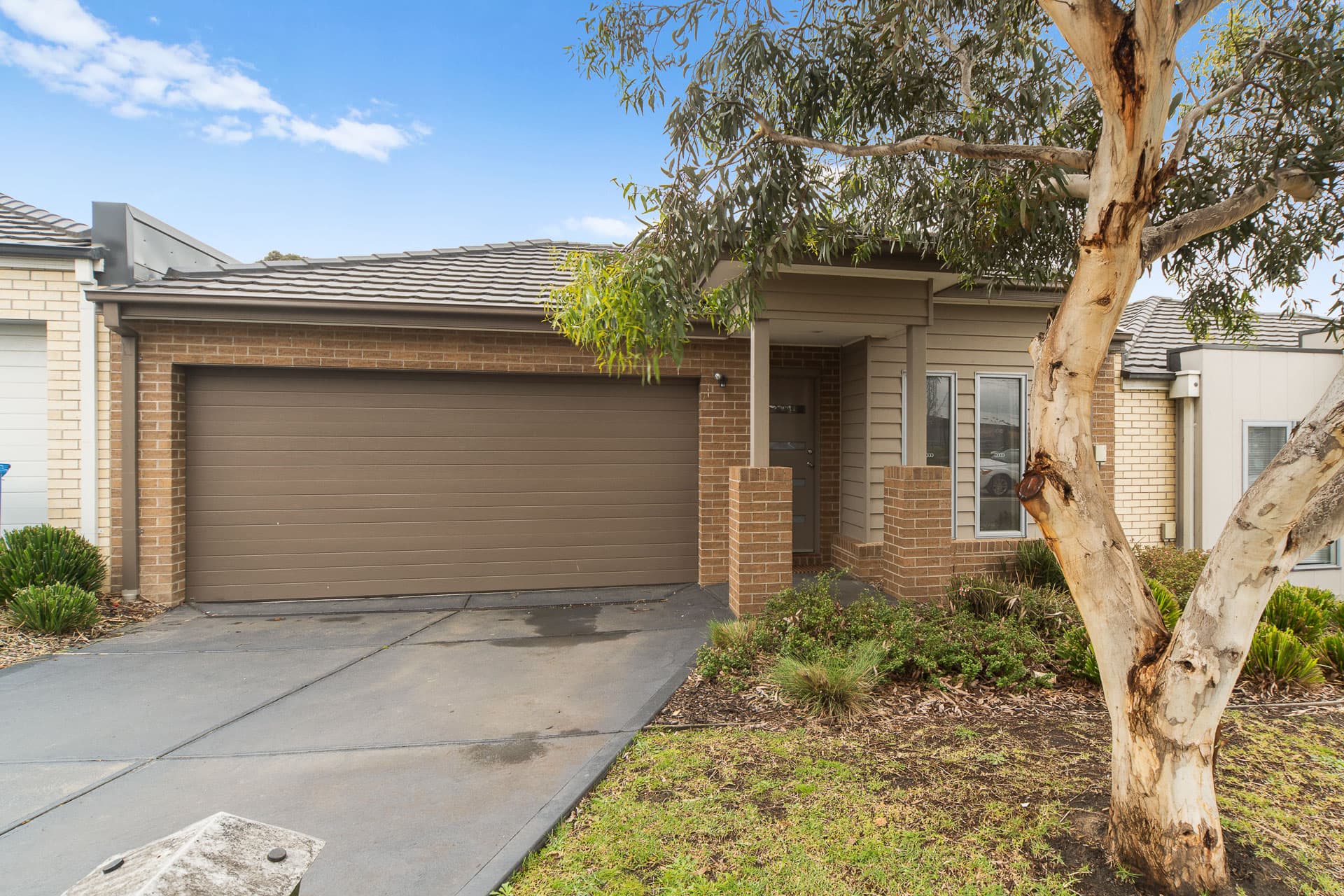 6 Denistoun Crescent, Cranbourne, Cranbourne - Image 1