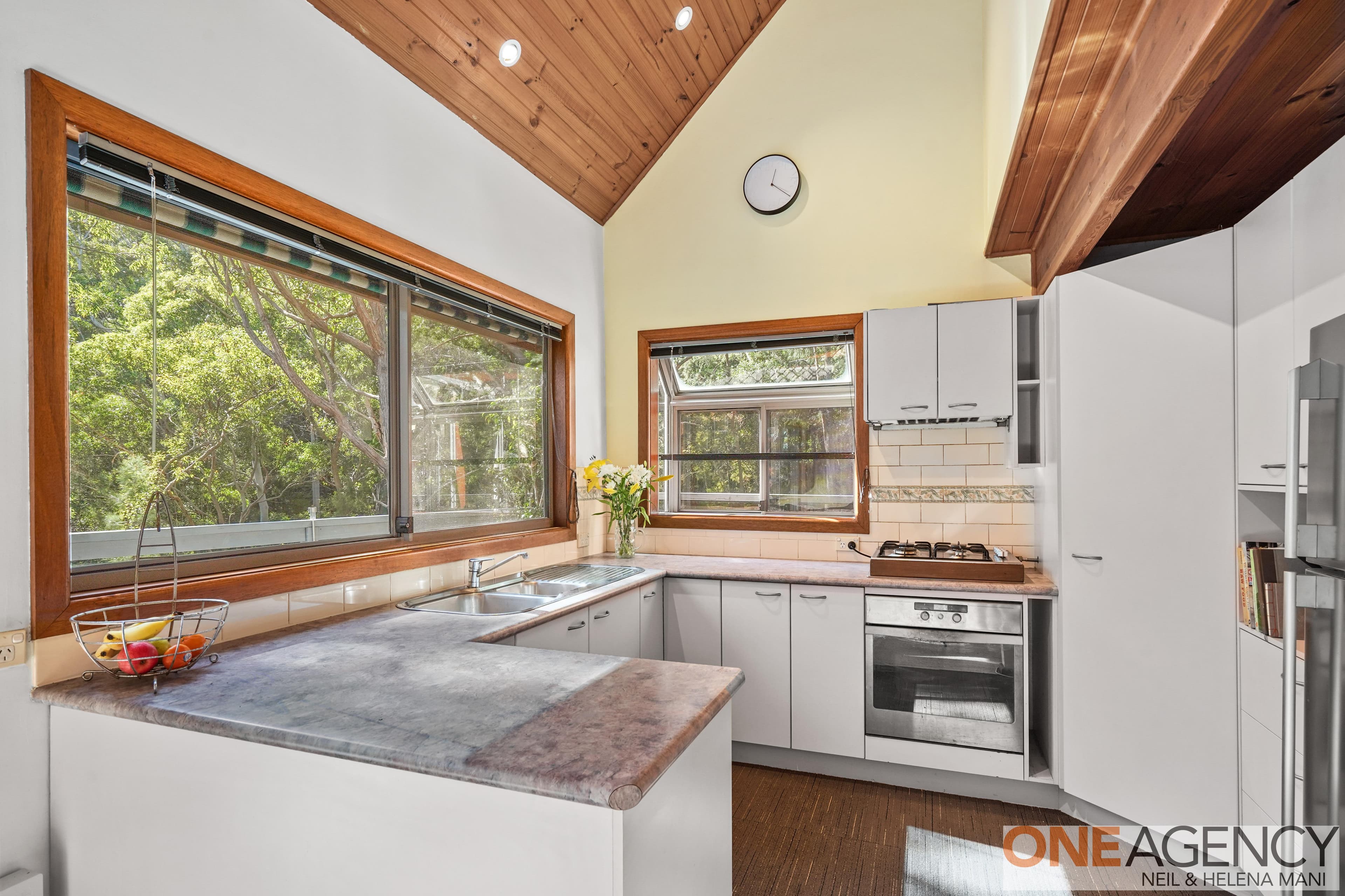 51 South Crescent, North Gosford, North Gosford - Thumbnail 3