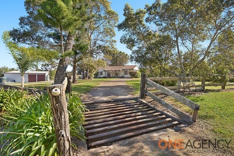 85 Firefly Road, Krambach, Krambach - Image 1