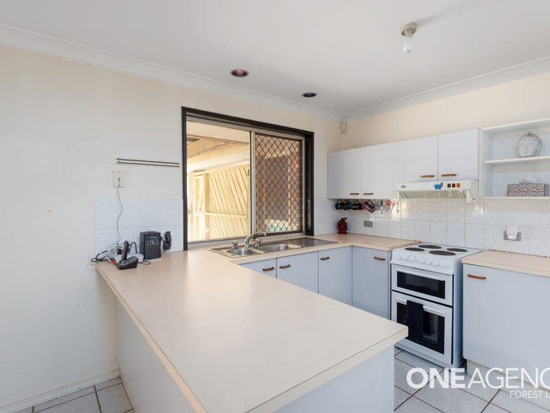 5 Myra Court, Camira, Camira - Thumbnail 2