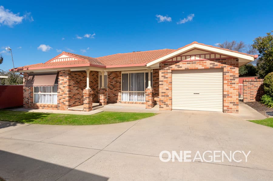 6/108 UNDURRA Drive, Glenfield Park, Glenfield Park - Image 1