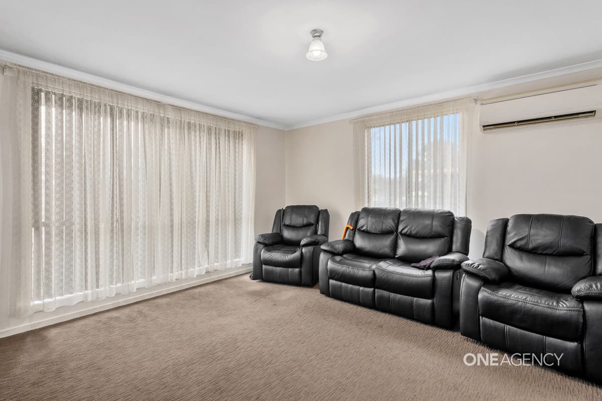 11 Lialeeta Crescent, Smithton, Smithton - Thumbnail 3