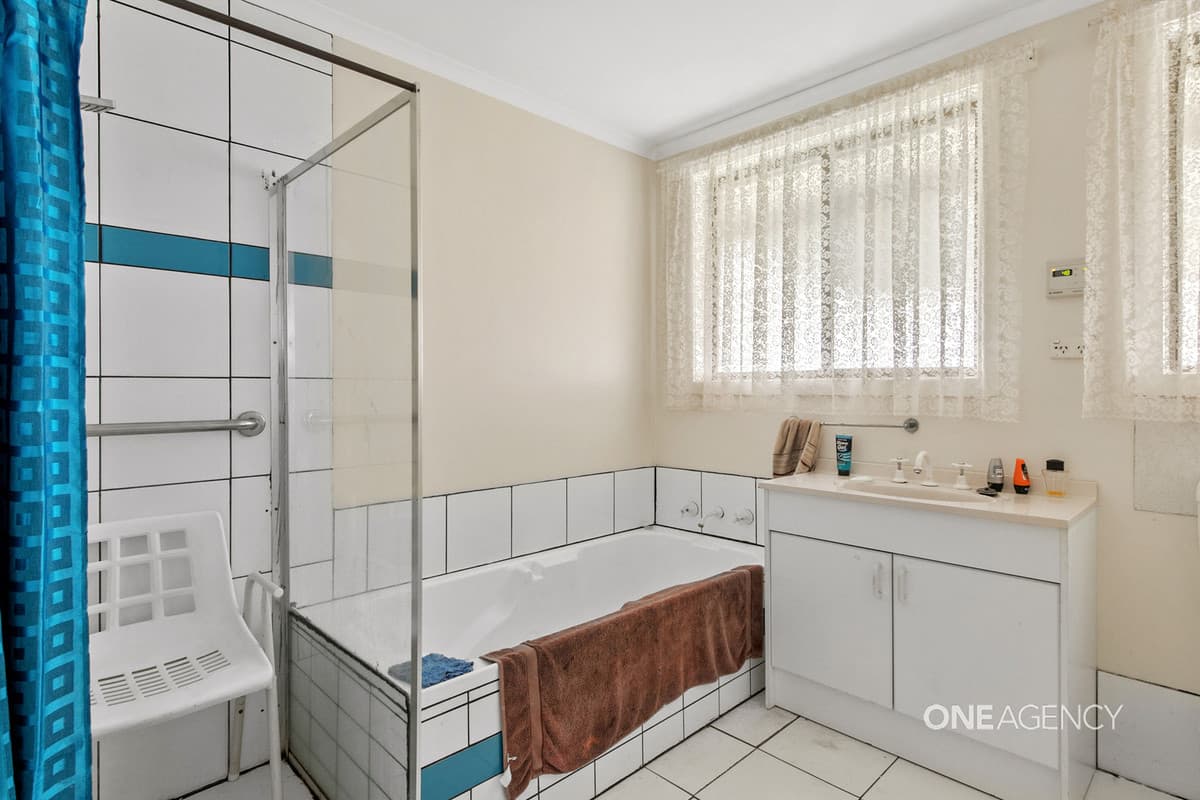 11 Lialeeta Crescent, Smithton, Smithton - Thumbnail 6