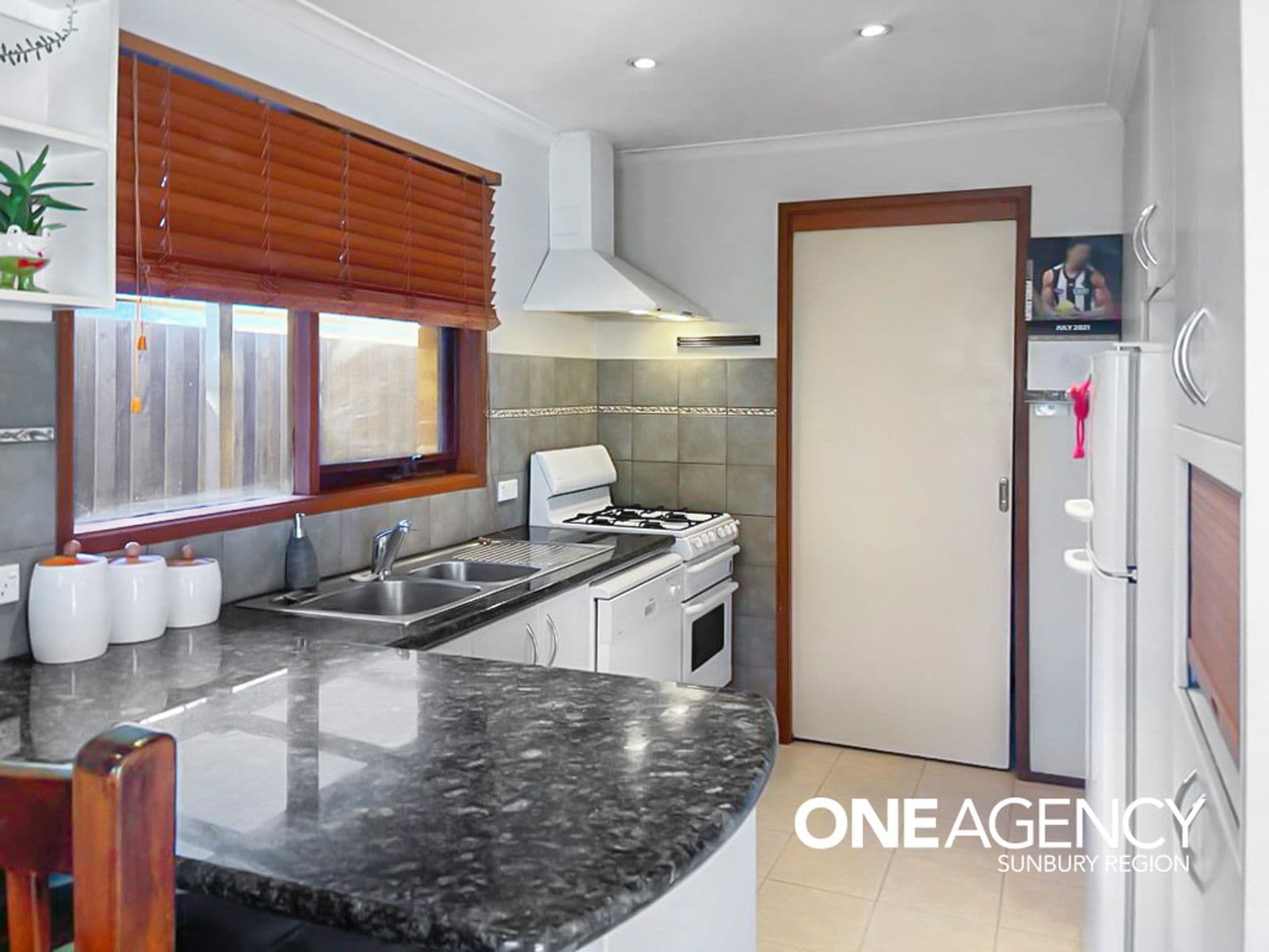 253 Gap Road, Sunbury, Sunbury - Thumbnail 3