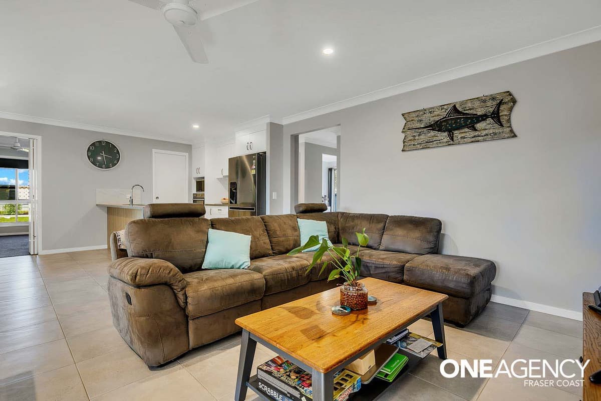 27 Senorita Parade, Urangan, Urangan - Thumbnail 4