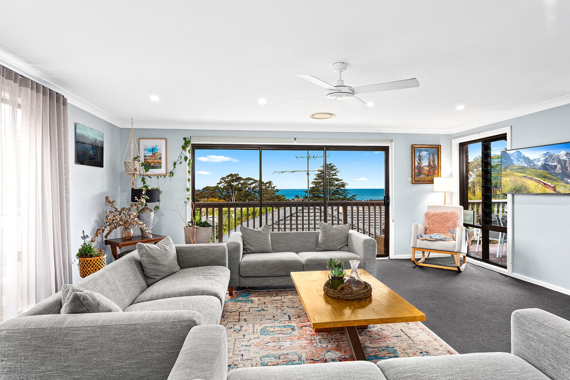 38 Kanangra Drive, Thirroul, Thirroul - Thumbnail 2
