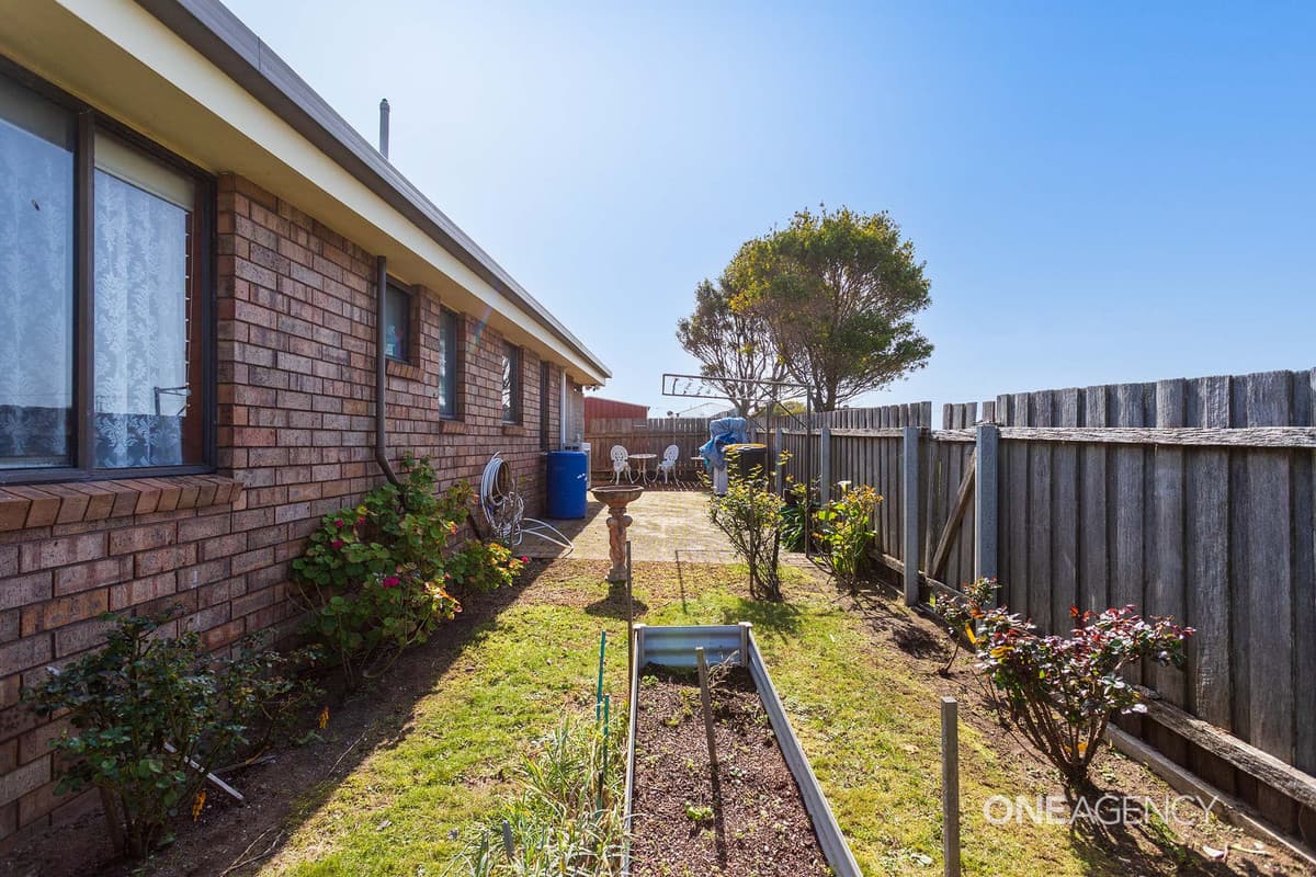 3/7 Fidler Street, Cooee, Cooee - Thumbnail 2