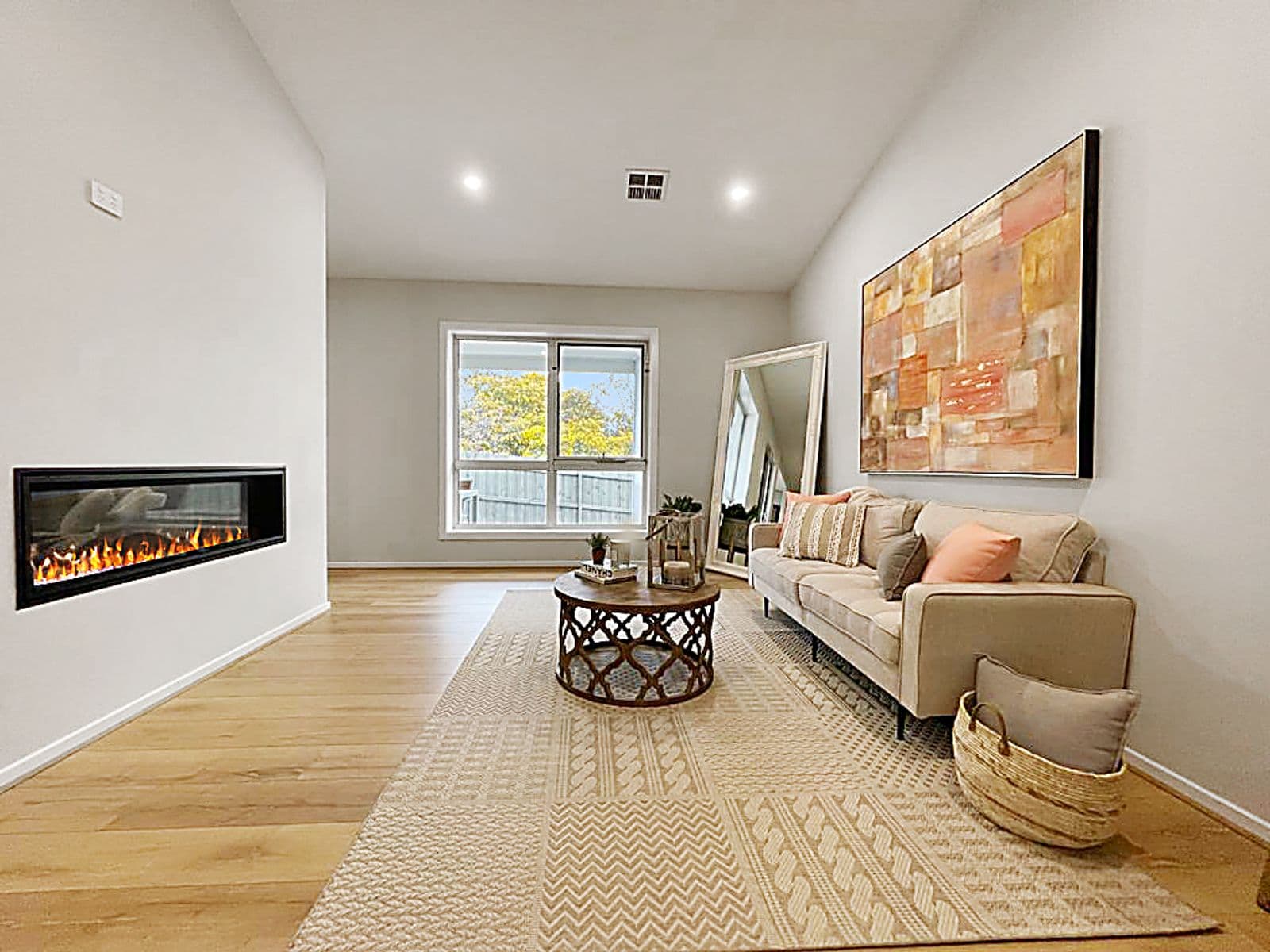 10 Alexander Court, Sunbury, Sunbury - Thumbnail 8