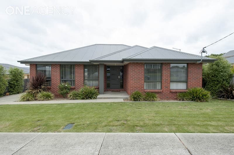 215 Alanvale Road, Newnham, Newnham - Thumbnail 3