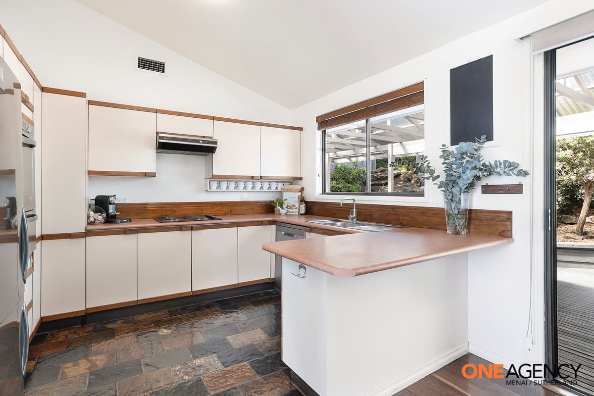 4 Barnes Crescent, Menai, Menai - Thumbnail 3