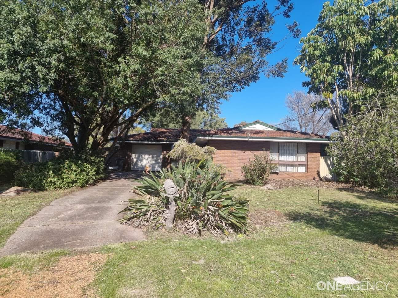 20 Glenhurst Court, Camillo, Camillo - Thumbnail 2