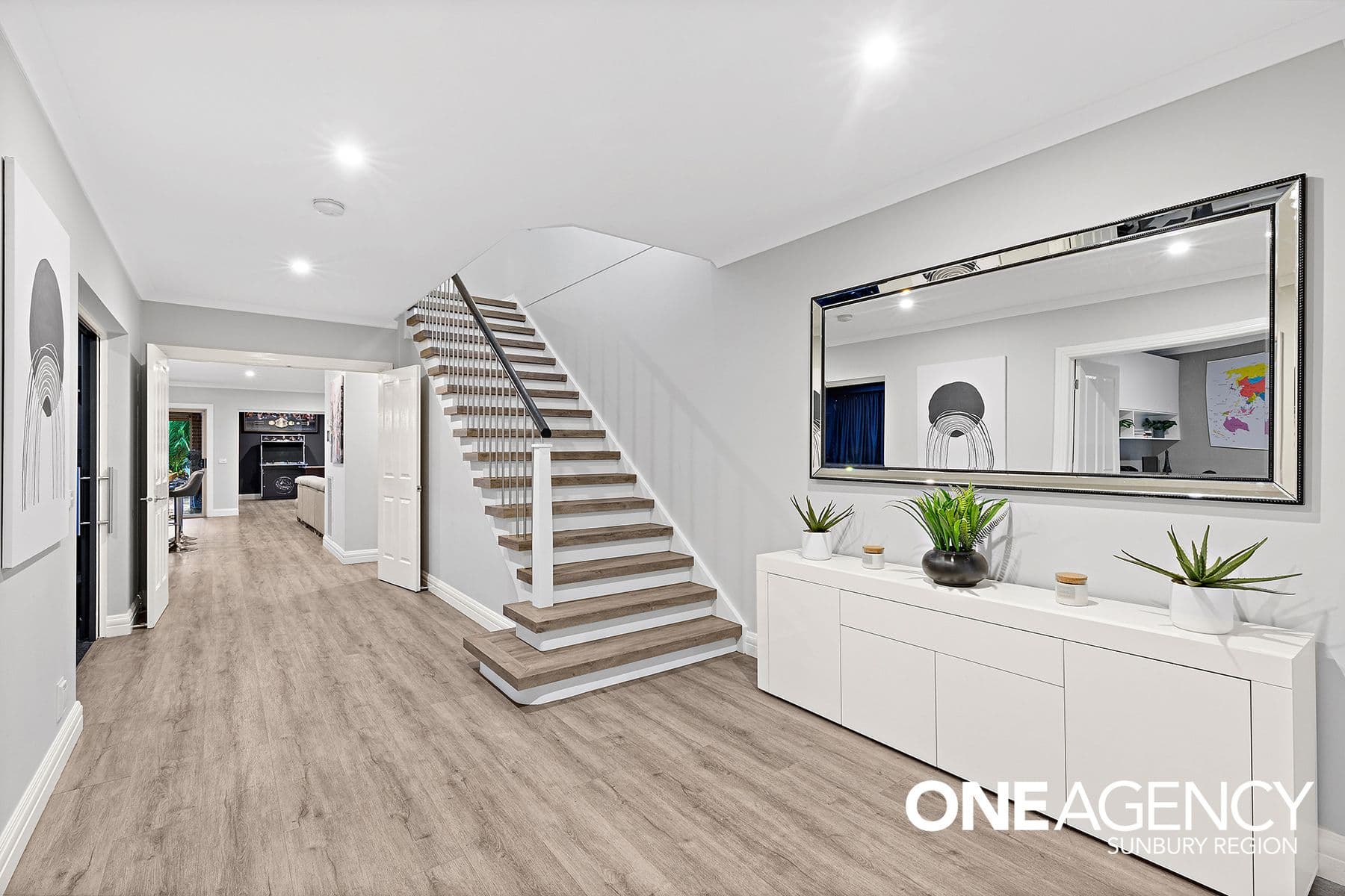 25 The Strand, Sunbury, Sunbury - Thumbnail 3