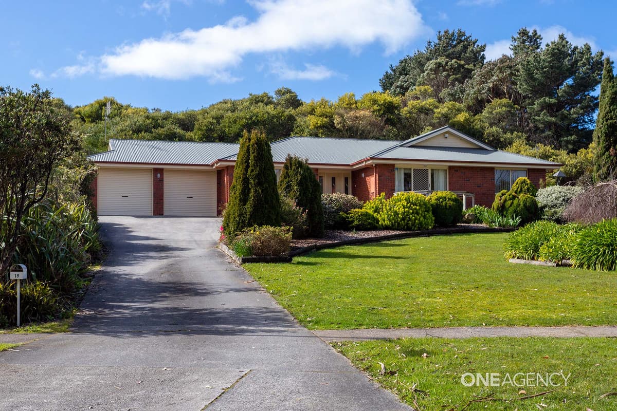 19 Golf Links Road, Wynyard, Wynyard - Image 1