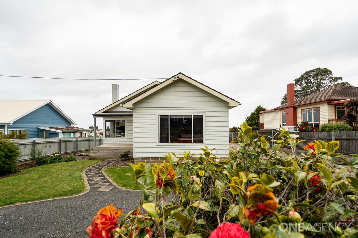 42 Grenville Street, Acton, Acton - Thumbnail 2