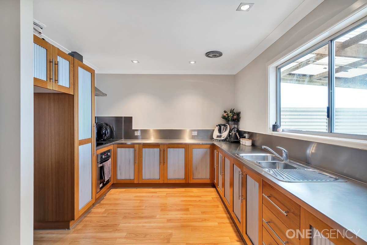 42 Grenville Street, Acton, Acton - Thumbnail 3