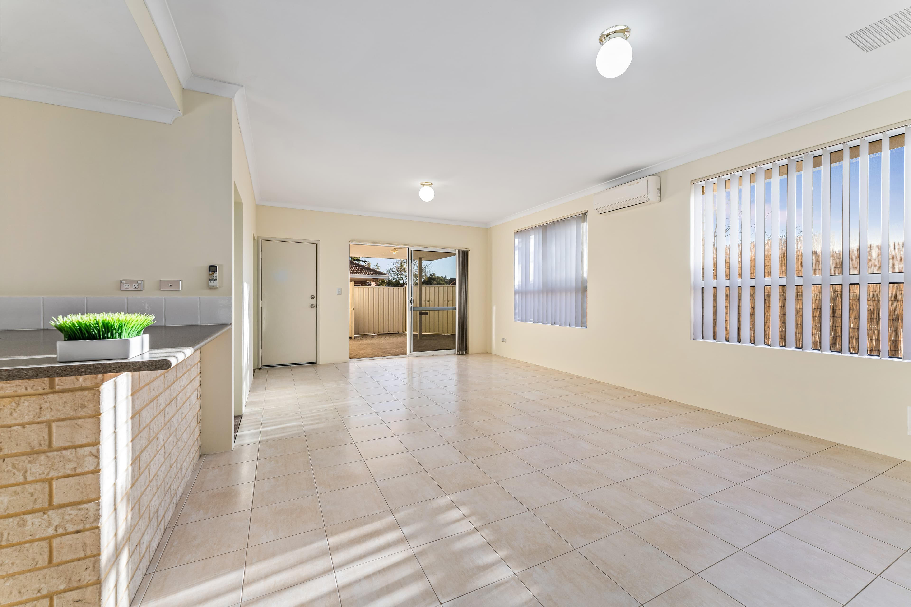 2 Rawlinna Parkway, Carramar, Carramar - Thumbnail 7