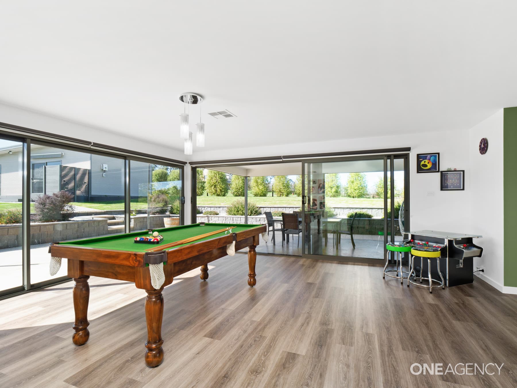 2 Five Acre South Row, Westbury, Westbury - Thumbnail 7