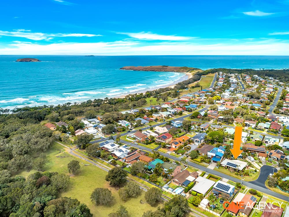 1 Spruce Place, Sandy Beach, Sandy Beach - Thumbnail 6