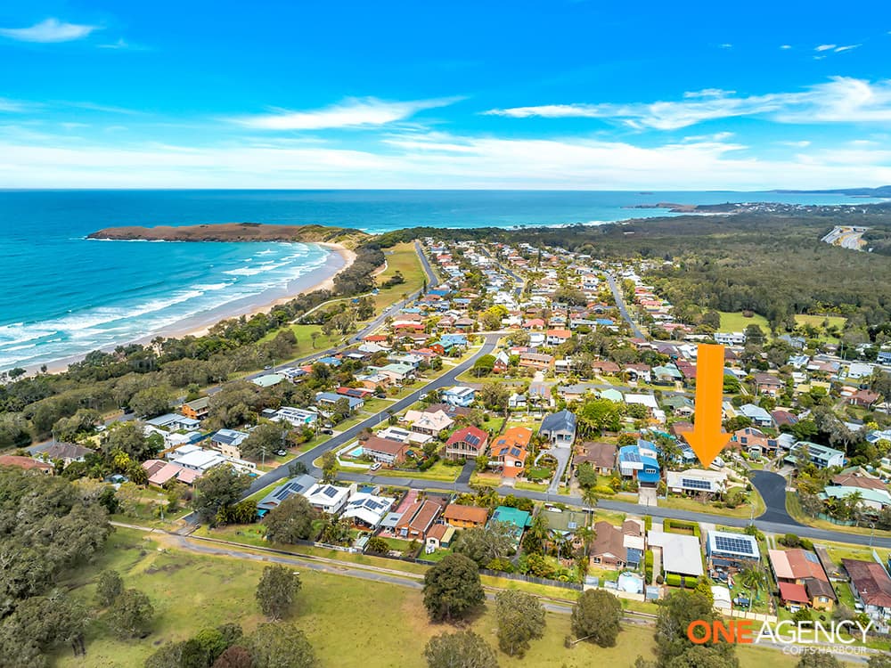 1 Spruce Place, Sandy Beach, Sandy Beach - Thumbnail 5