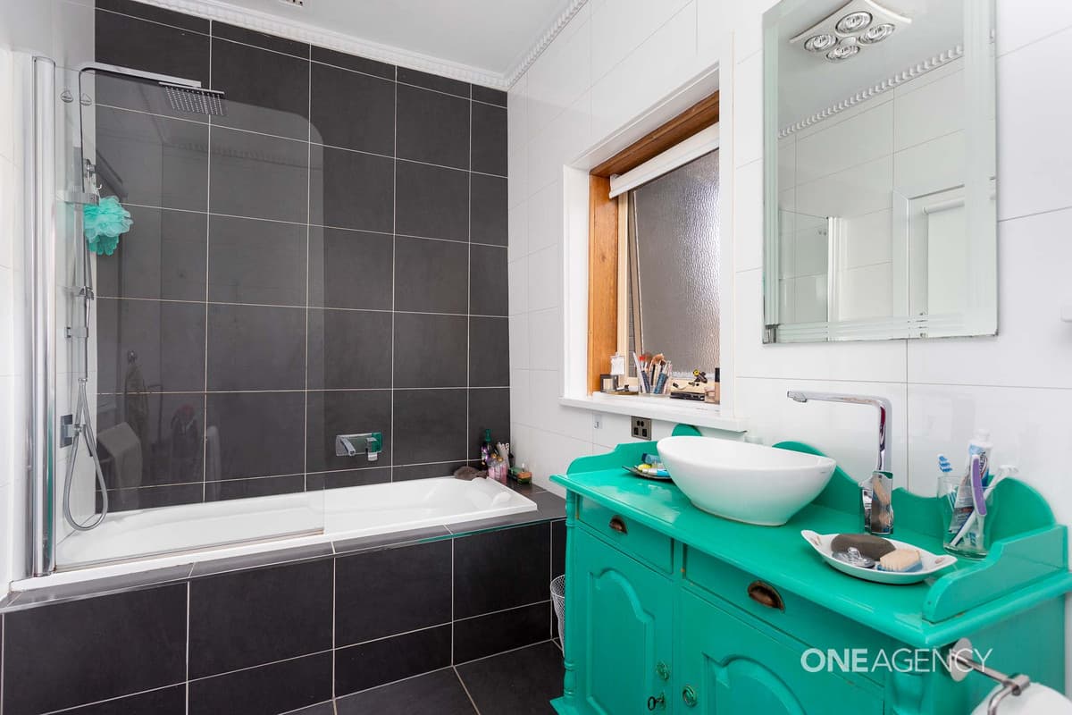 28 Cunningham Street, South Burnie, South Burnie - Thumbnail 8