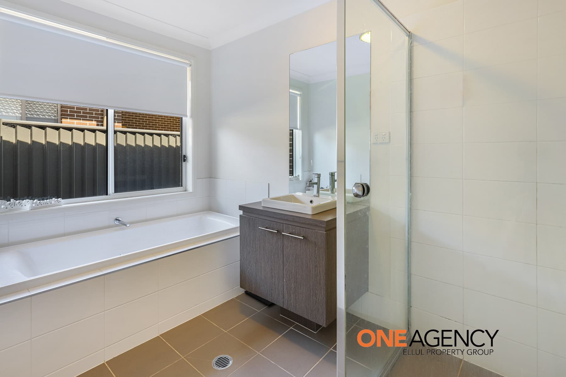 25 Jenolan Circuit, Harrington Park, Harrington Park - Thumbnail 6