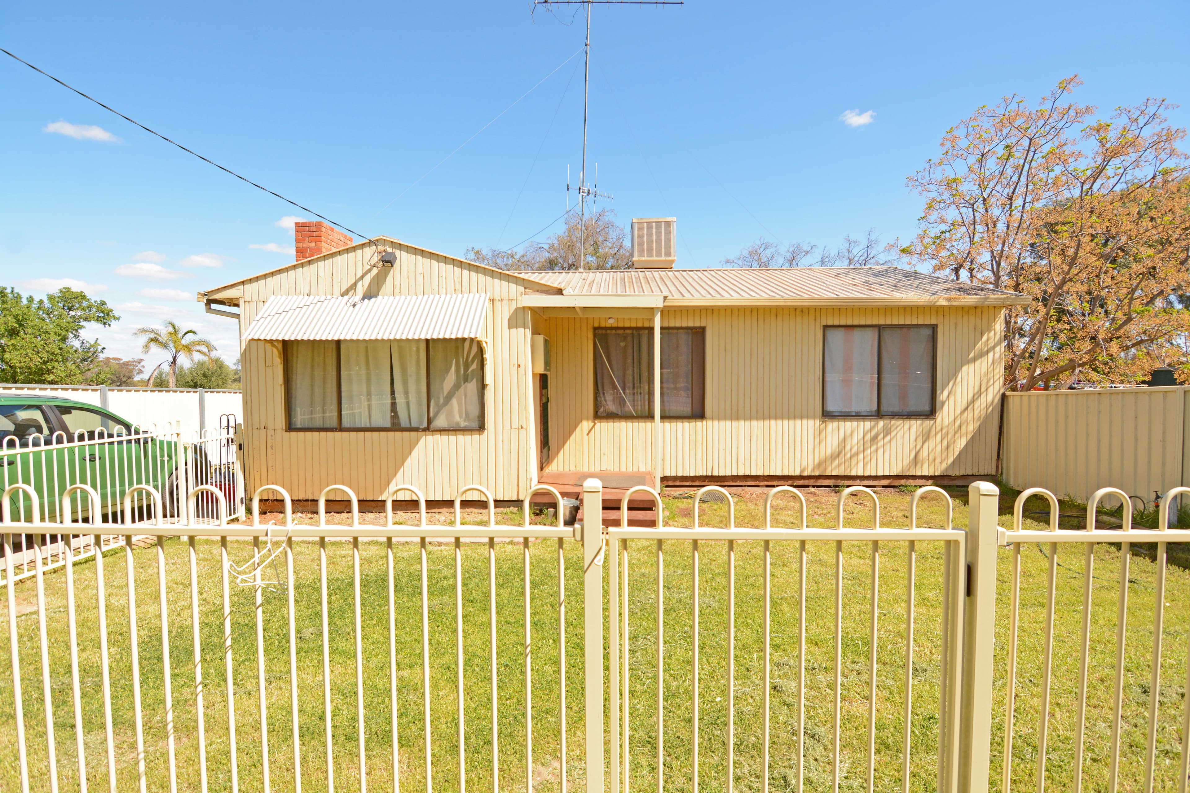 25 Calder Highway, Ouyen, Ouyen - Image 1