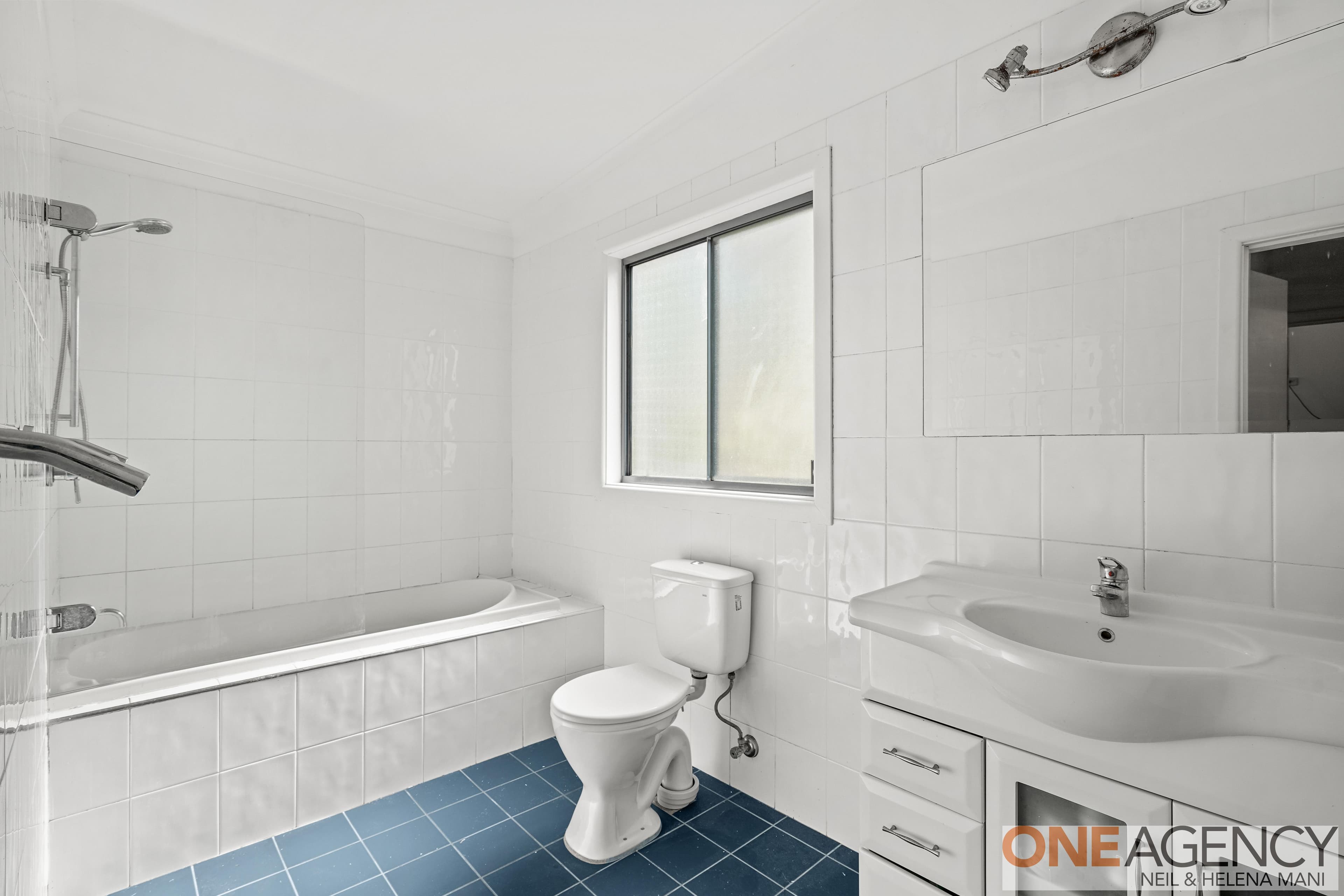 6 Belltrees Close, North Gosford, North Gosford - Thumbnail 4