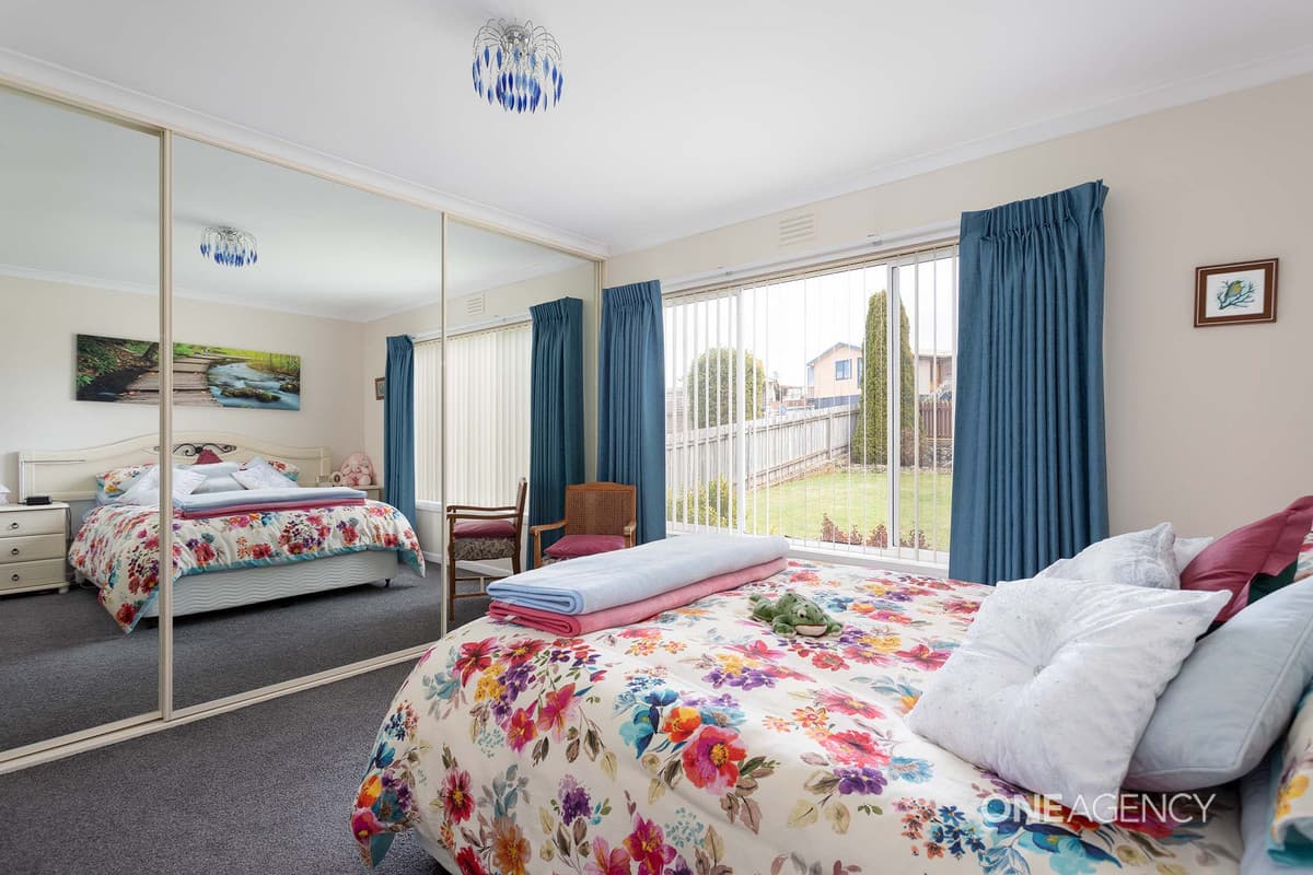 10 Lucas Place, Acton, Acton - Thumbnail 7
