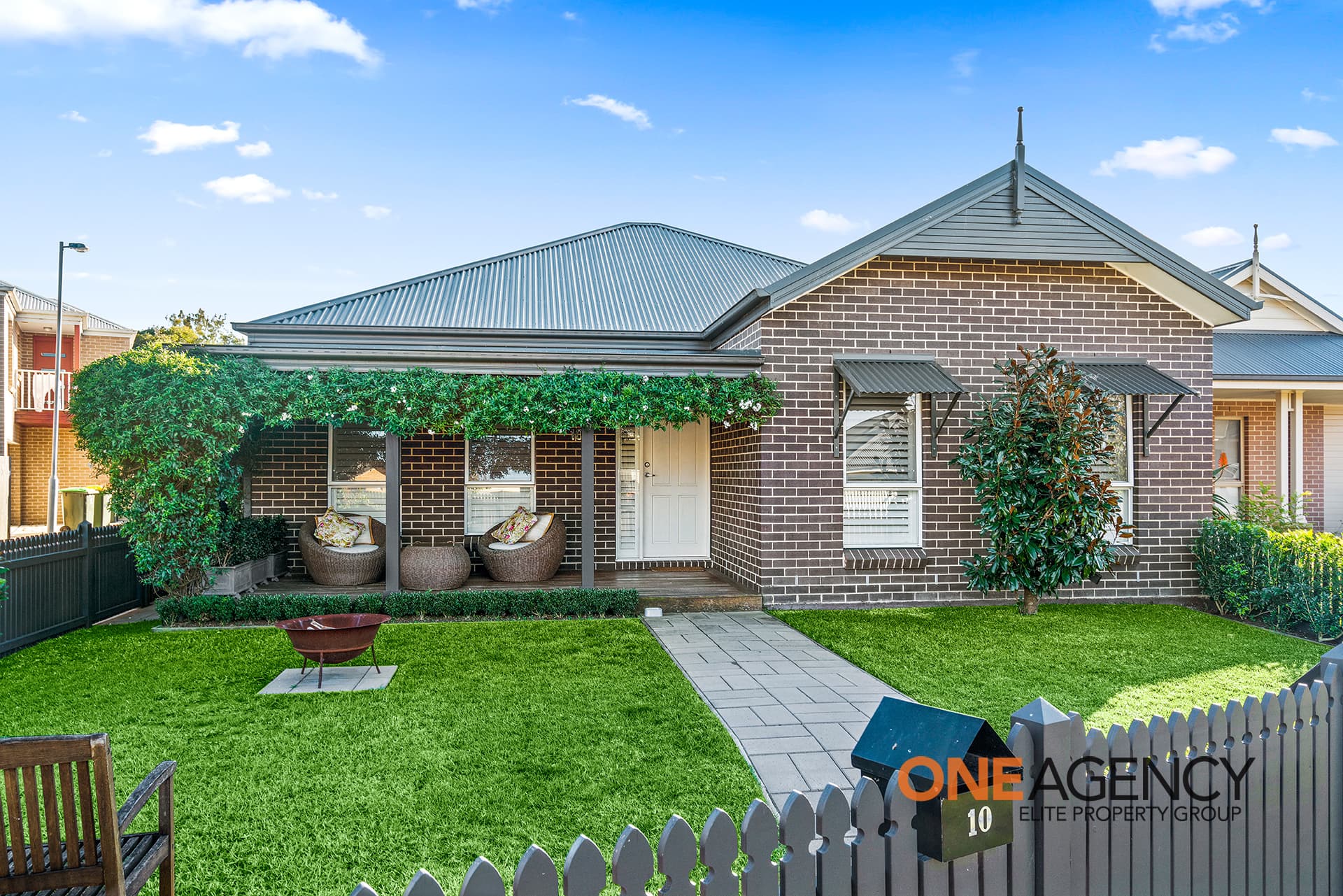 10 Jerrara Street, Tullimbar, Tullimbar - Image 1
