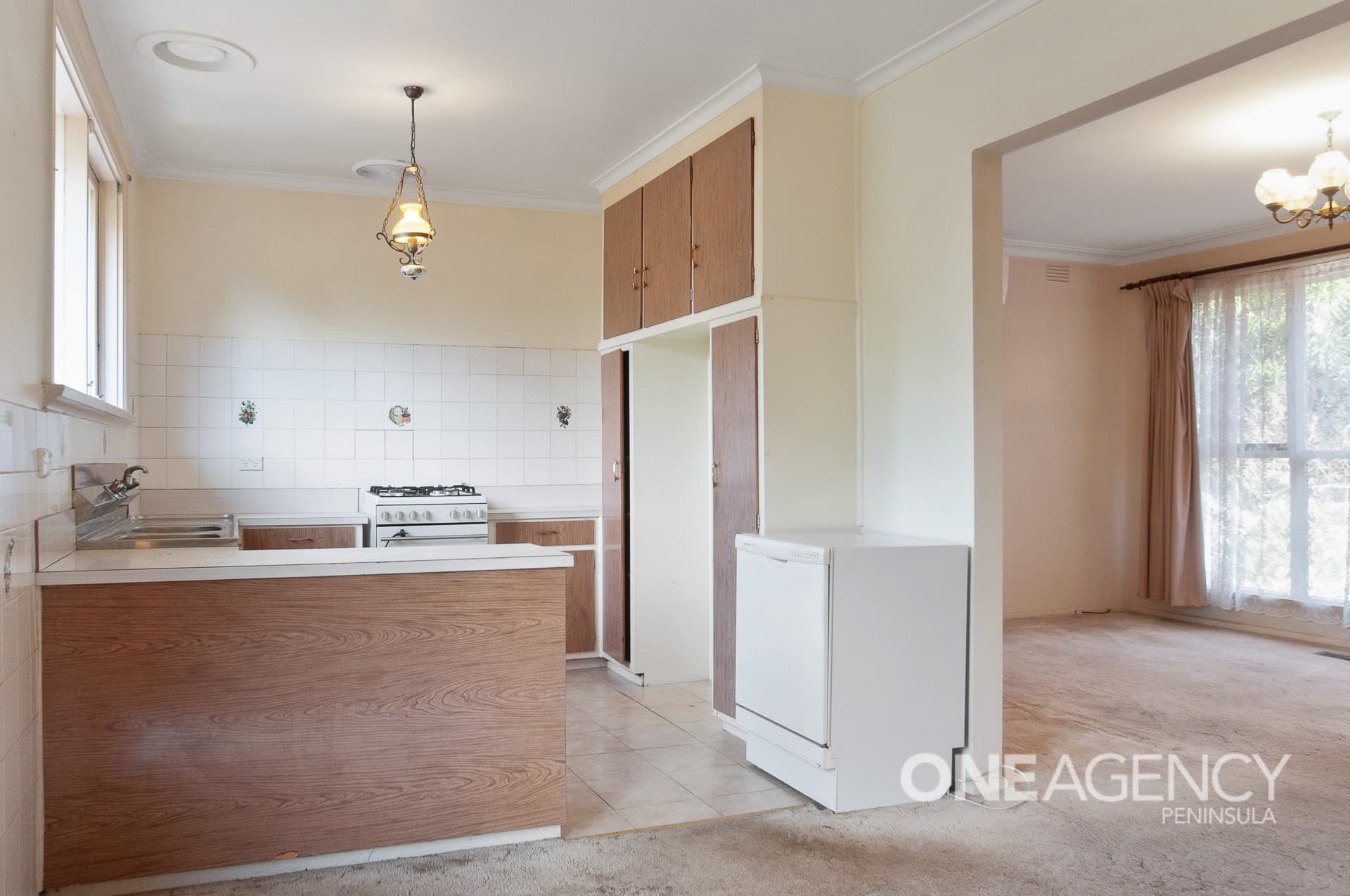 10 Allanfield Crescent, Wantirna South, Wantirna South - Thumbnail 3