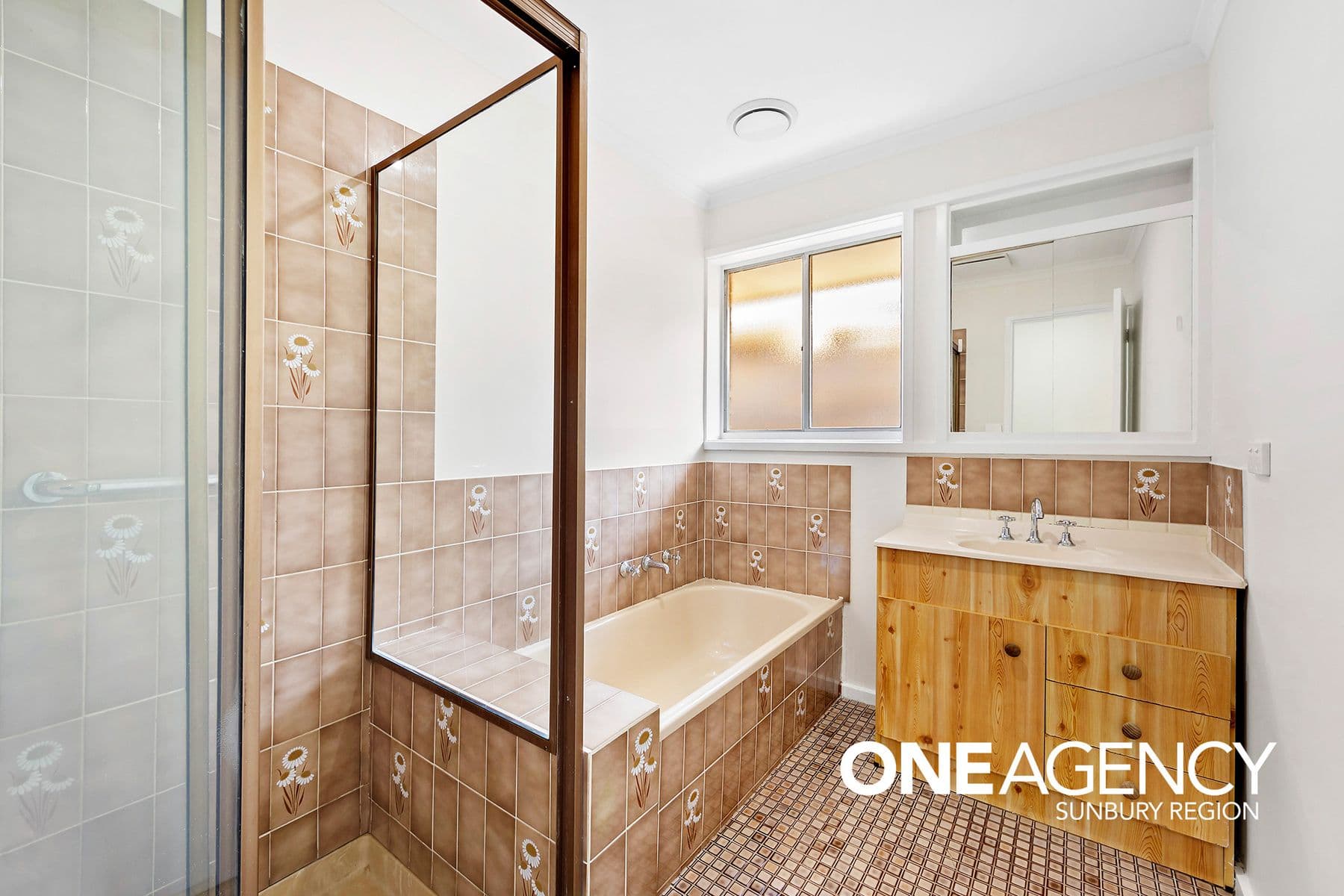 9 Meldrum Court, Sunbury, Sunbury - Thumbnail 8