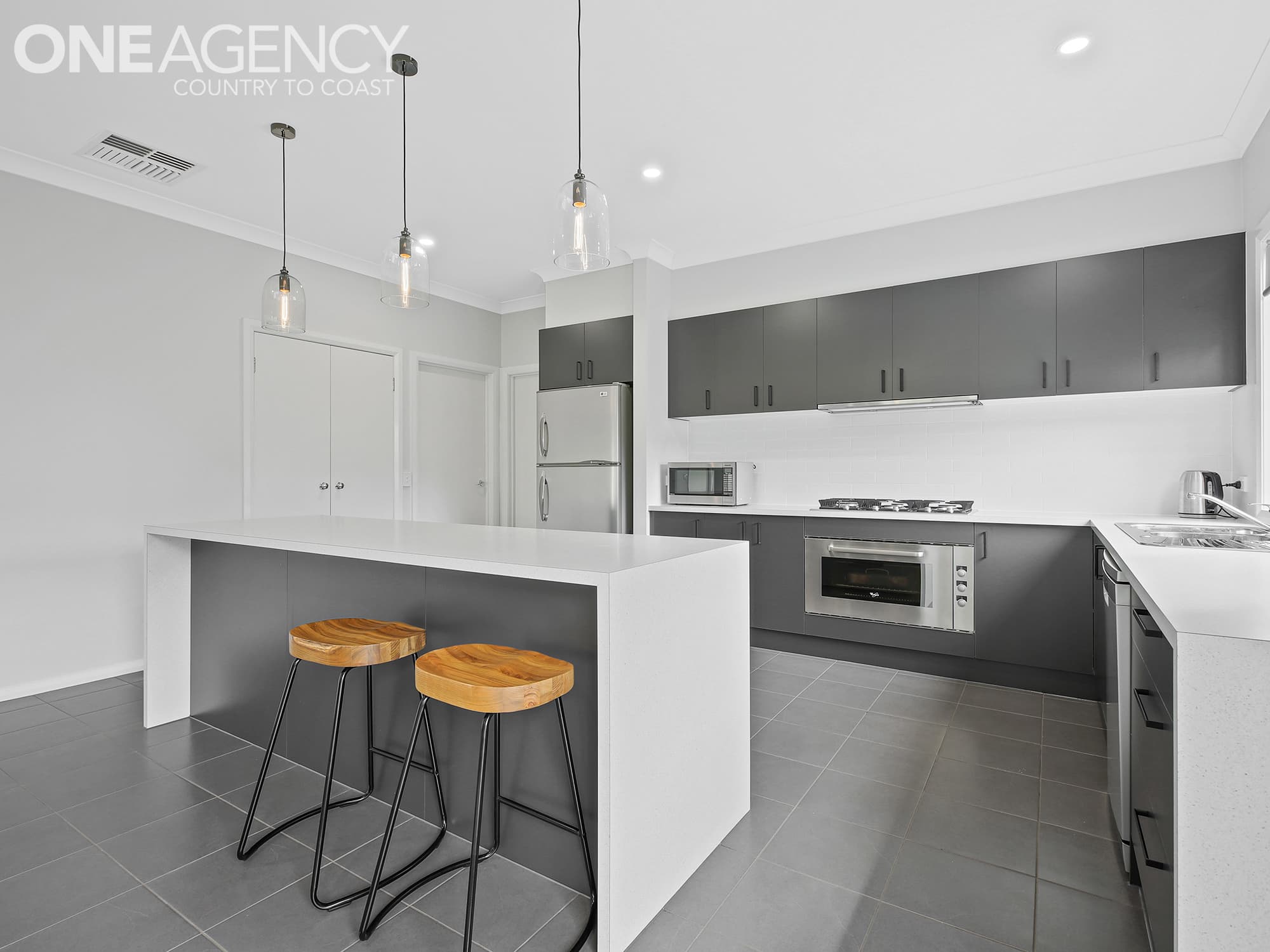 13 Valleyview Grove, Drouin, Drouin - Thumbnail 2