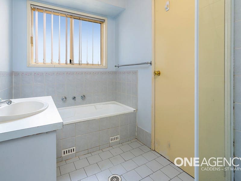 9 Bushlark Place, Claremont Meadows, Claremont Meadows - Thumbnail 7