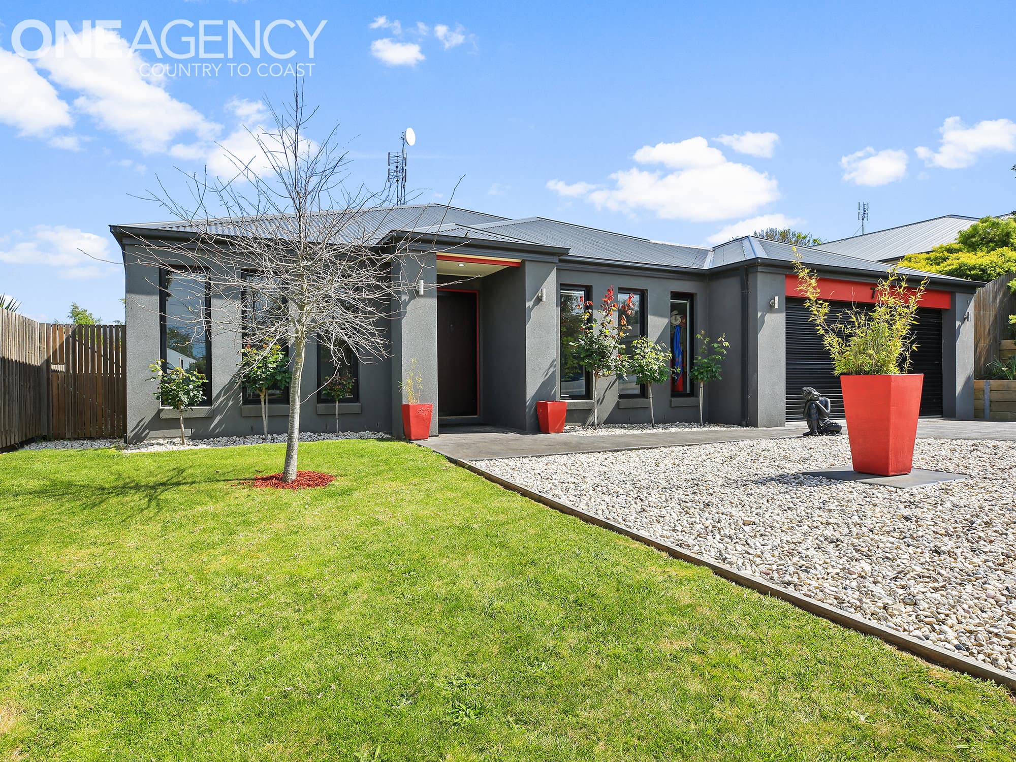 7 Skipton Street, Drouin, Drouin - Image 1