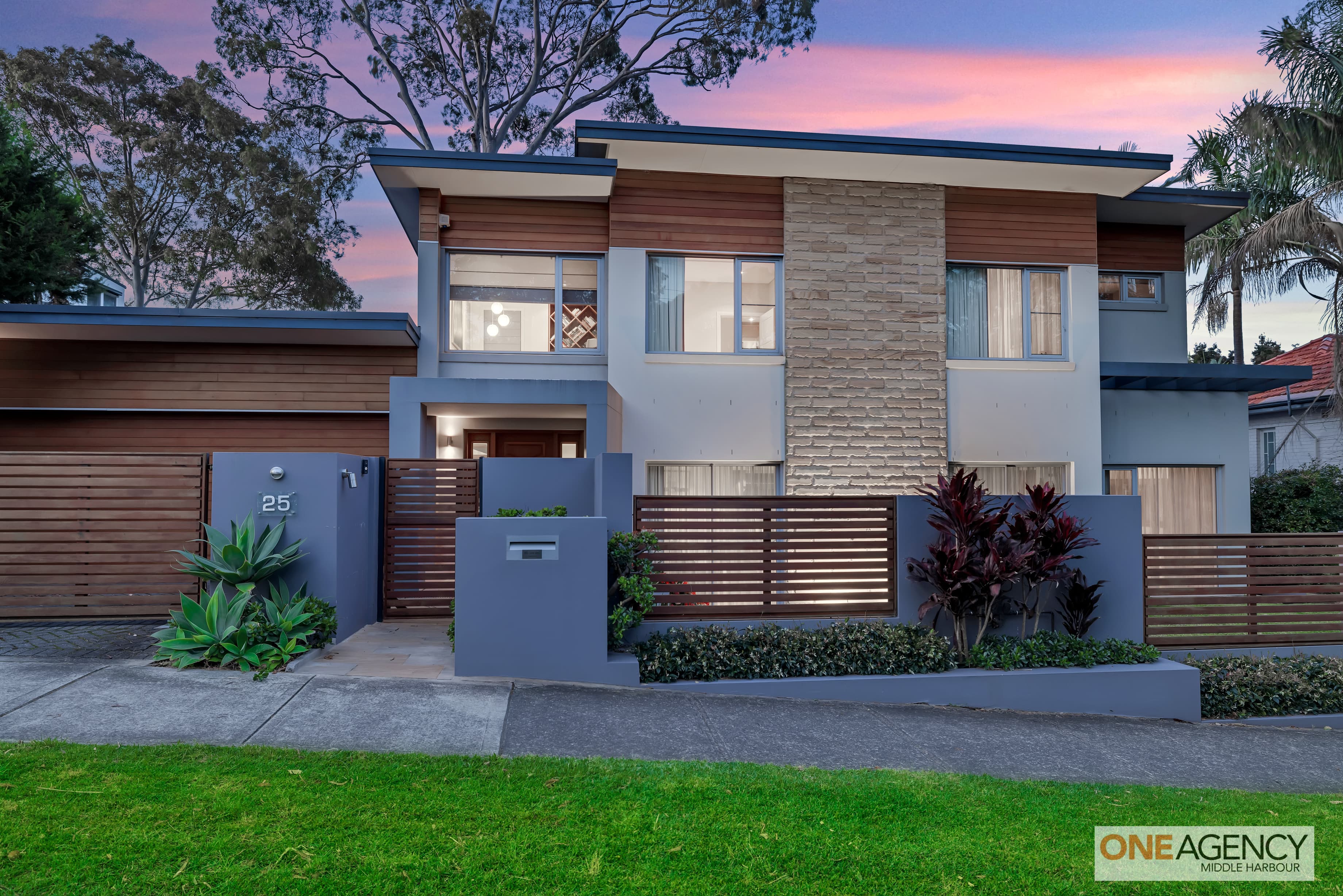 25 Aubrey Road, Northbridge, Northbridge - Image 1