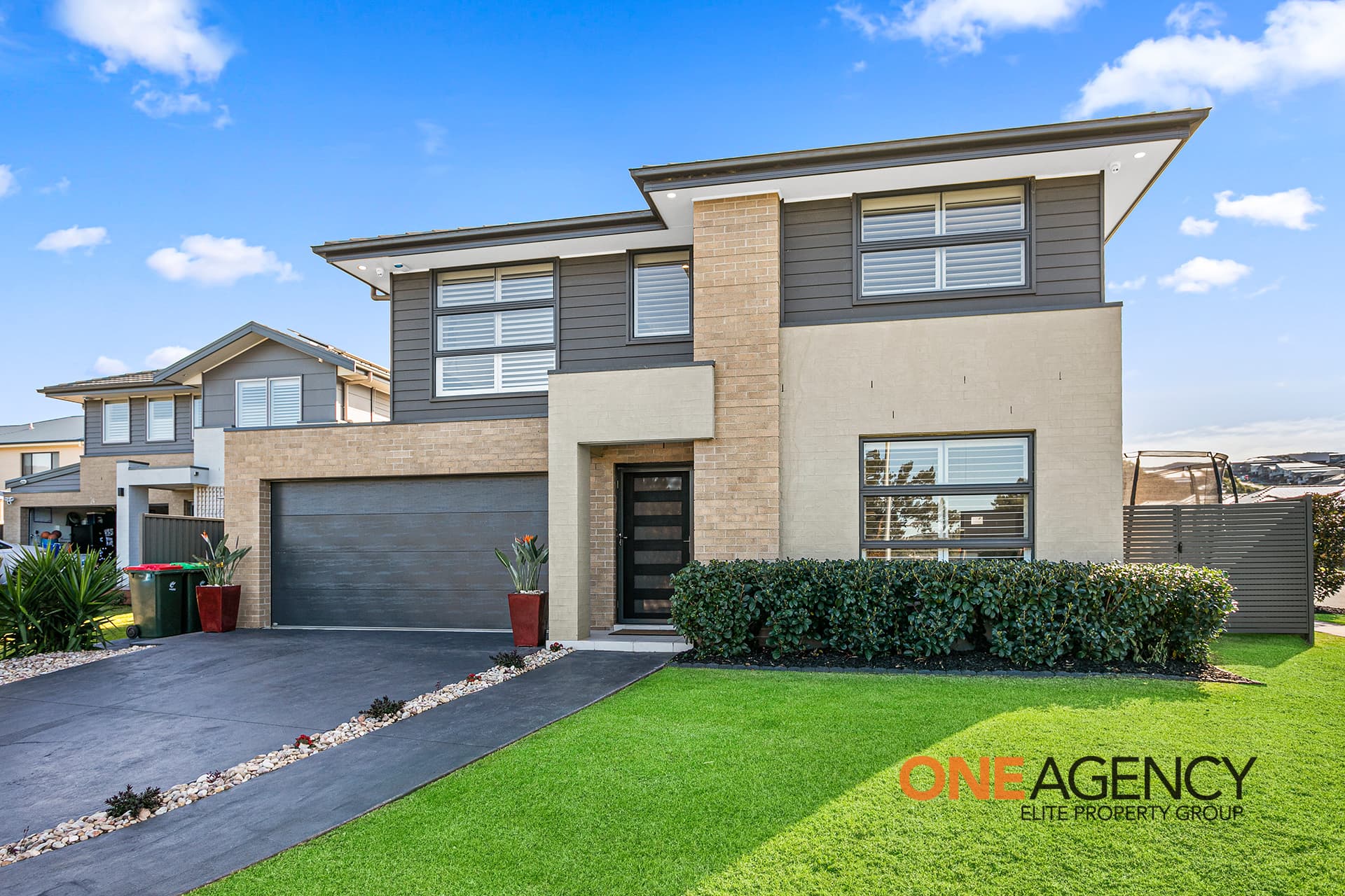 22 Honeybee Crescent, Calderwood, Calderwood - Image 1