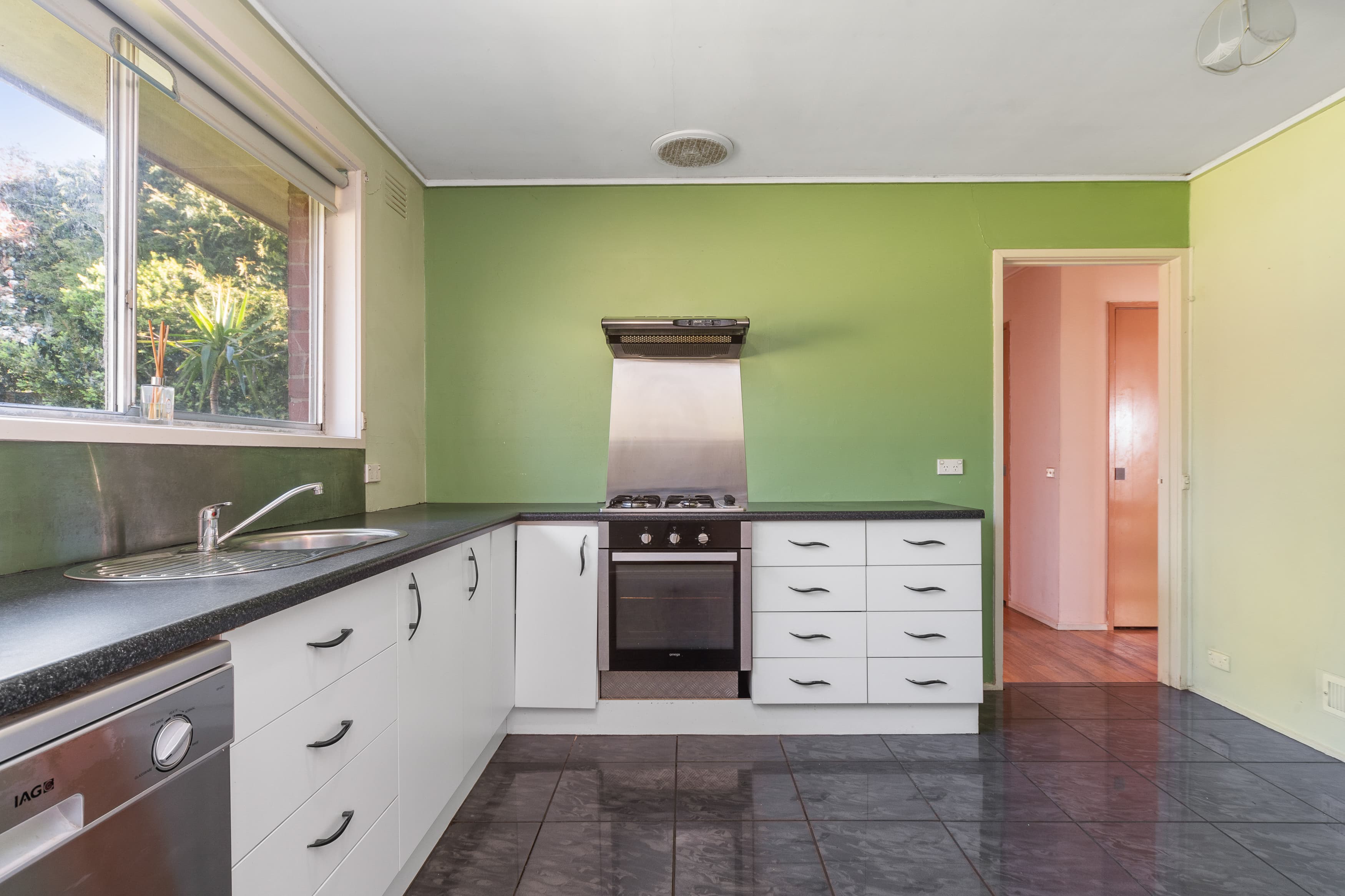 46 Carramar Drive, Frankston, Frankston - Thumbnail 4