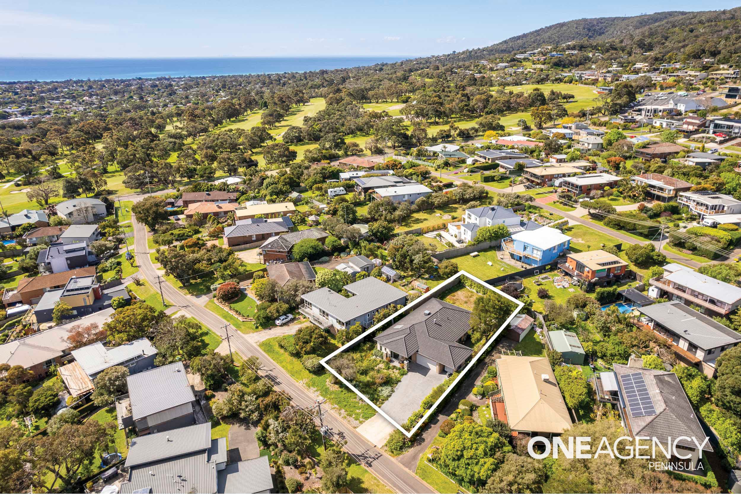 15 Crest Drive, Rosebud, Rosebud - Thumbnail 4