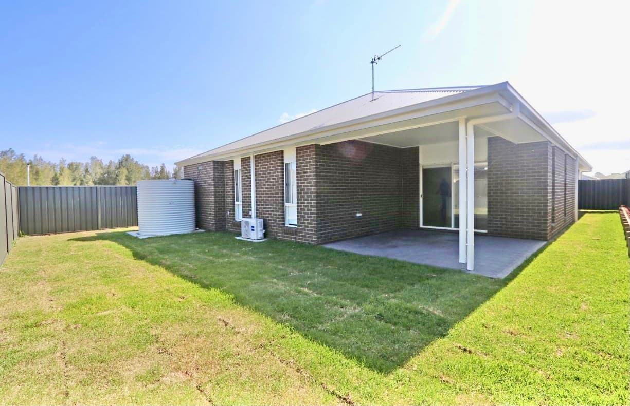 48 Norwood Avenue, Hamlyn Terrace, Hamlyn Terrace - Thumbnail 2