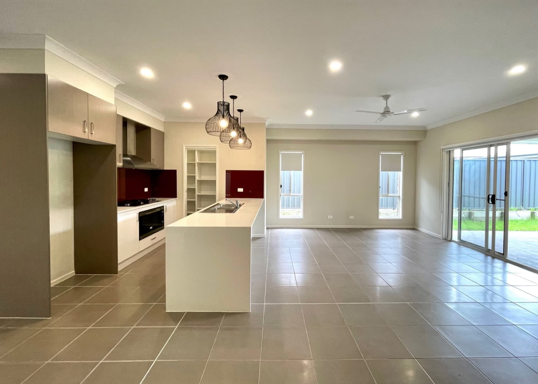 48 Norwood Avenue, Hamlyn Terrace, Hamlyn Terrace - Thumbnail 4