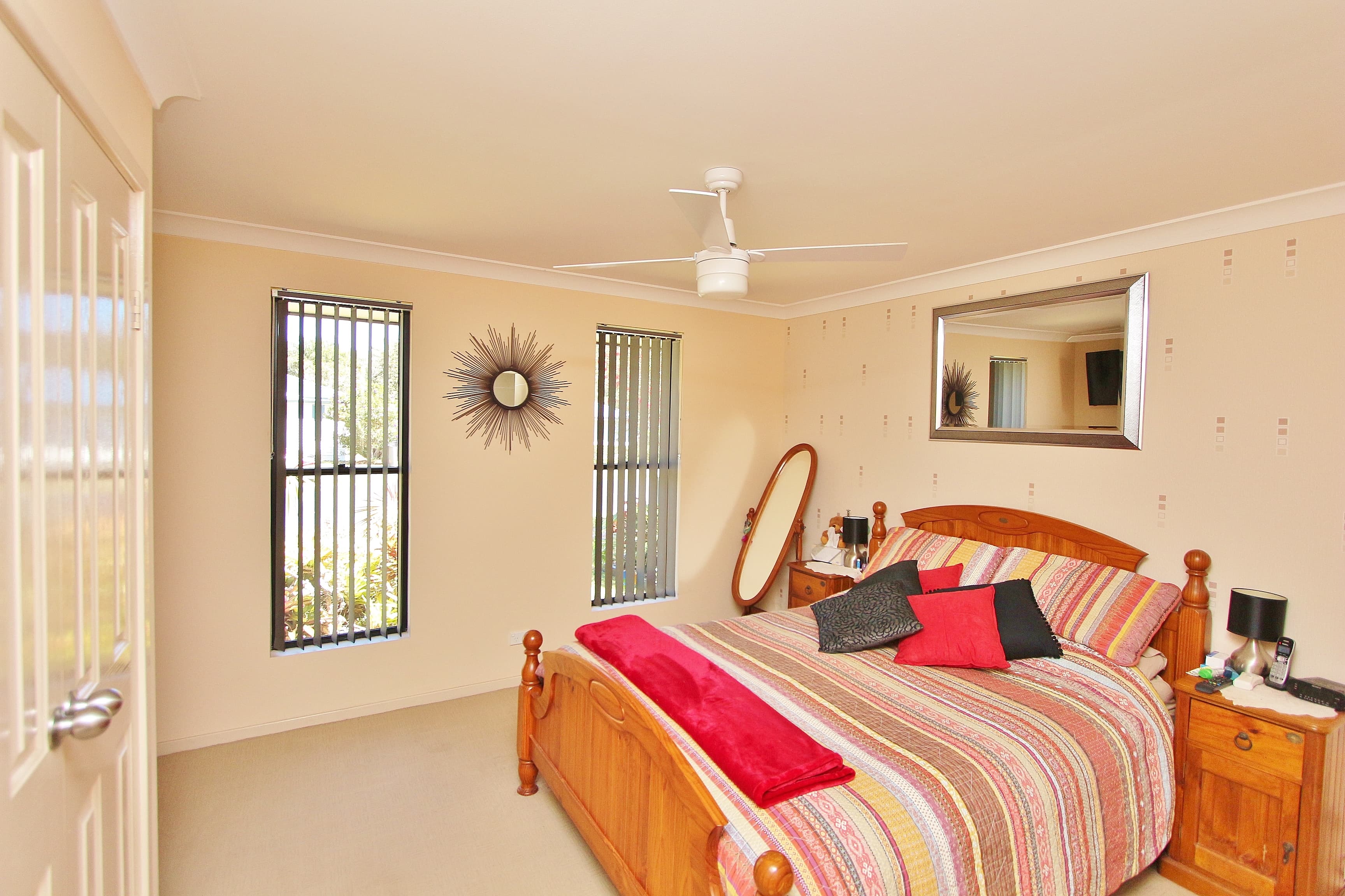 6 Leighton Close, North Haven, North Haven - Thumbnail 8