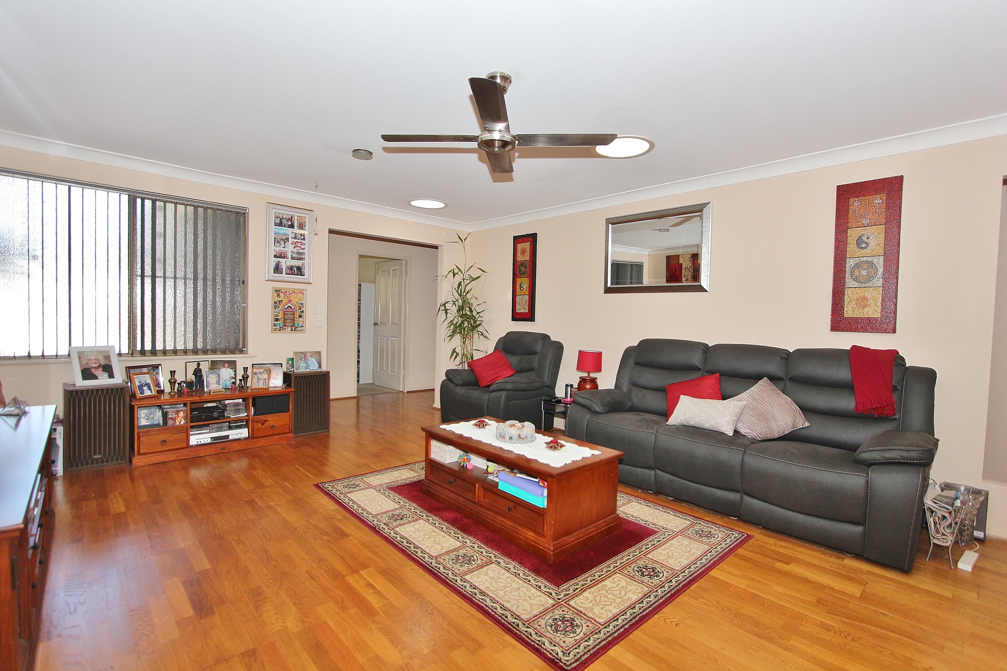 6 Leighton Close, North Haven, North Haven - Thumbnail 4