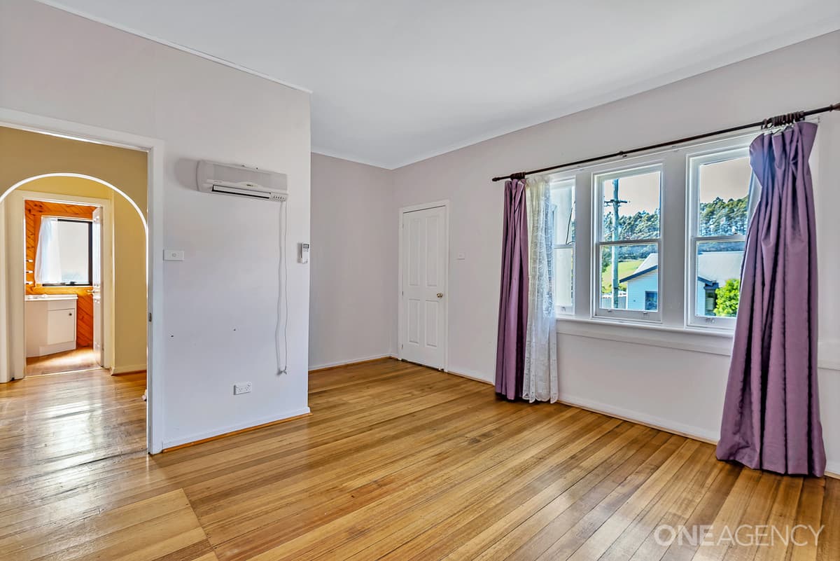 34 Collins Street, Brooklyn, Brooklyn - Thumbnail 3