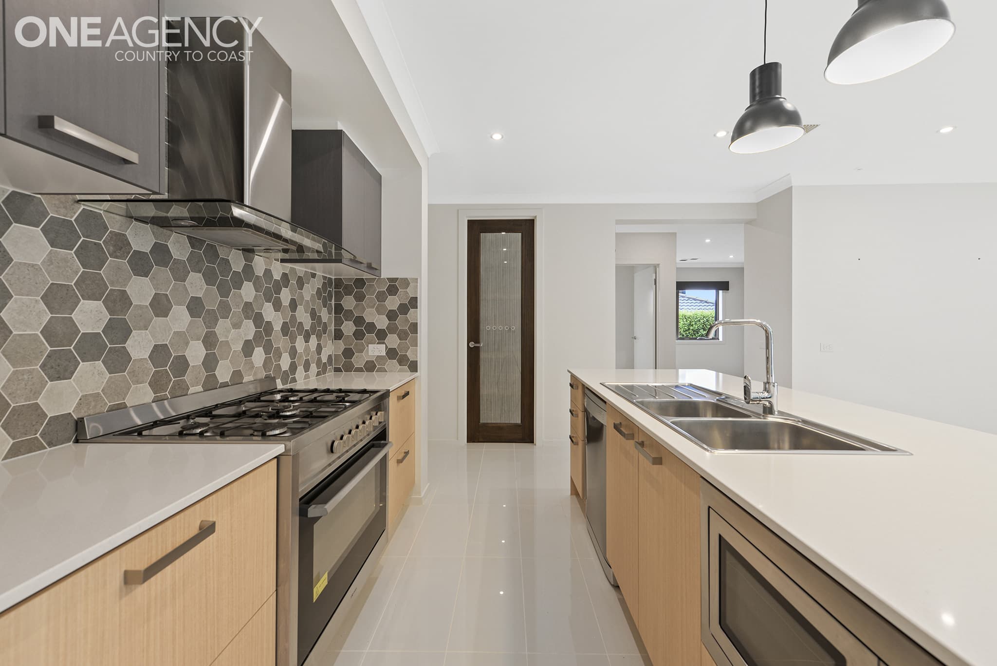5 Hillgrove Close, Warragul, Warragul - Thumbnail 2