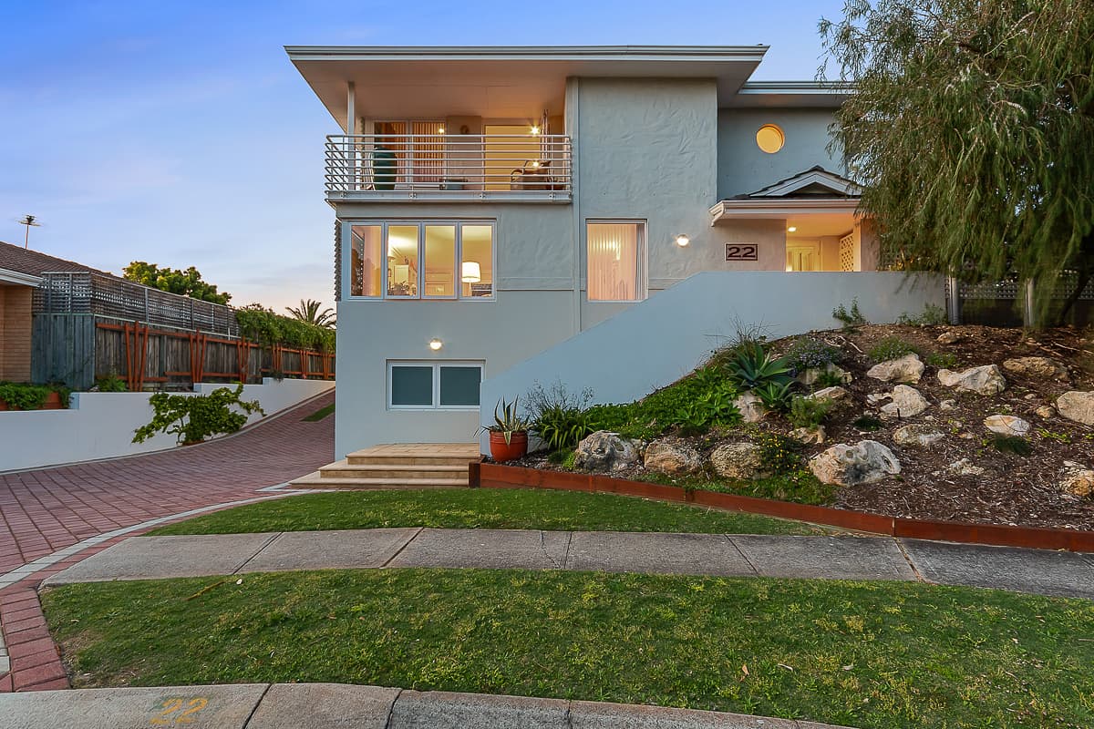 22 Broadbeach Boulevard, Hillarys, Hillarys - Thumbnail 2