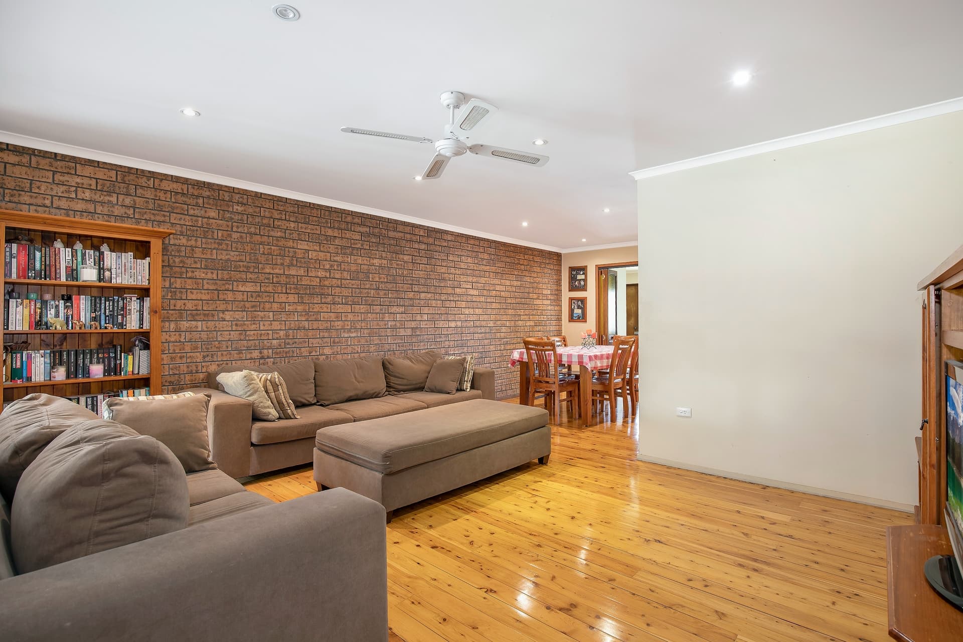 7 Wesley Street, Narara, Narara - Thumbnail 2