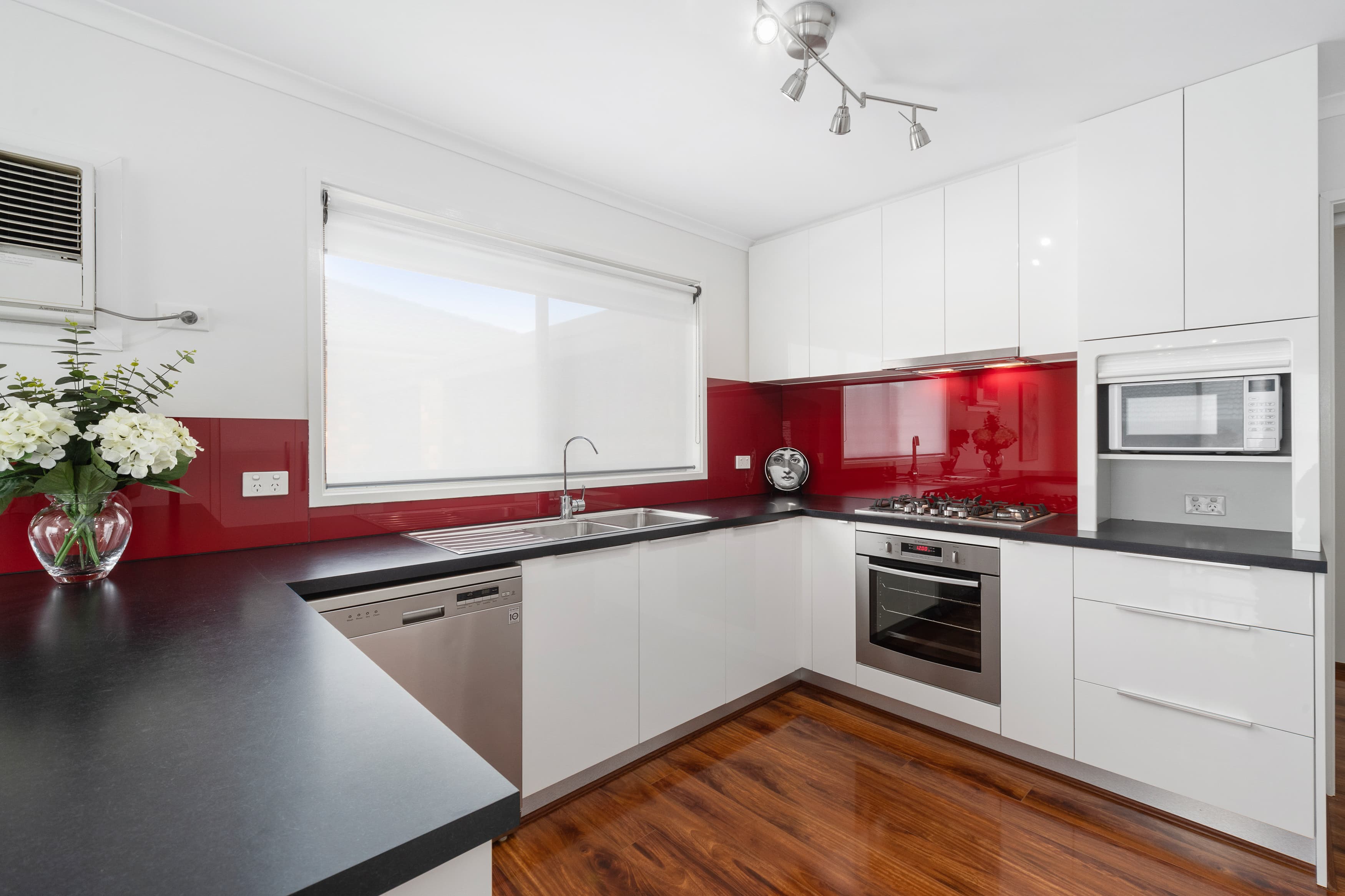 11/42 Eramosa Road, Somerville, Somerville - Thumbnail 7
