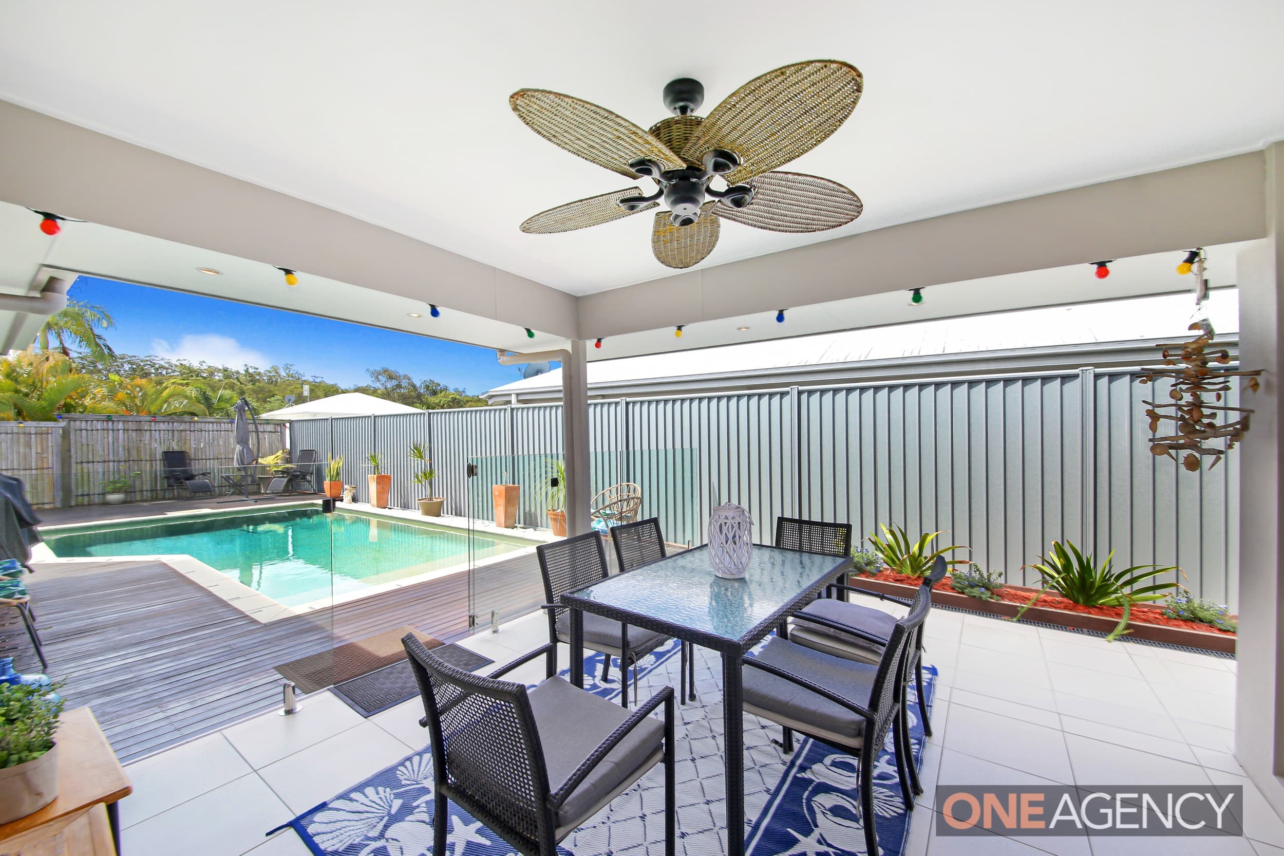 18 White Cedar Drive, Meridan Plains, Meridan Plains - Thumbnail 2