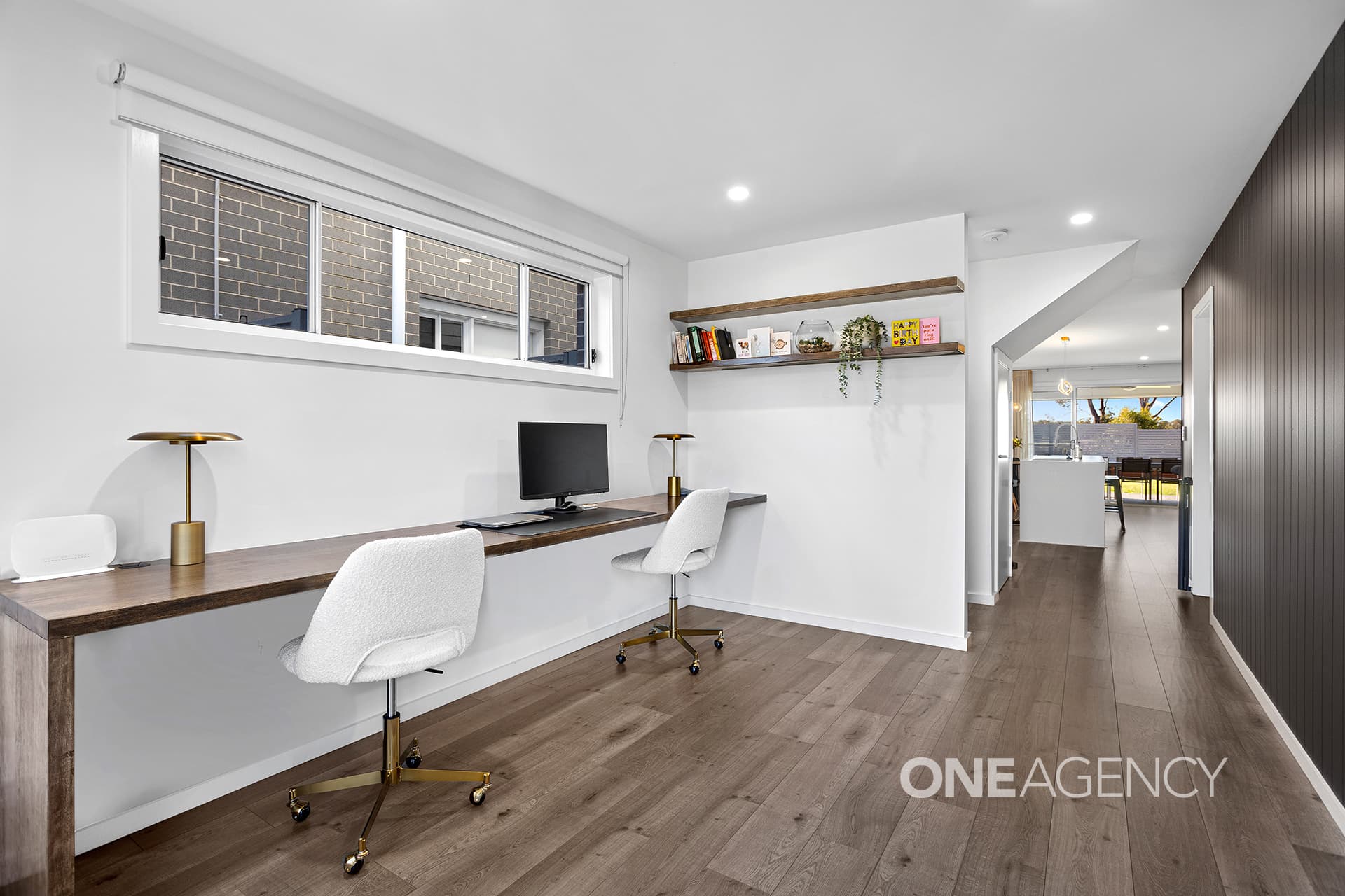 8b Saddleback Crescent, Kembla Grange, Kembla Grange - Thumbnail 4
