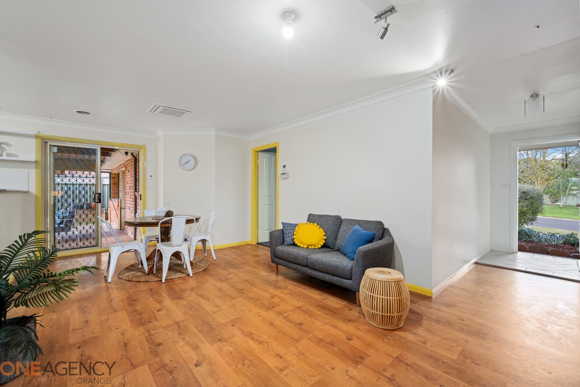 3 Sheldon Crescent, Orange, Orange - Thumbnail 3